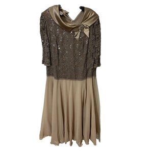 Malekan Plus Size Dress Size 20 Beige Nude Color For Women With Attached Broach